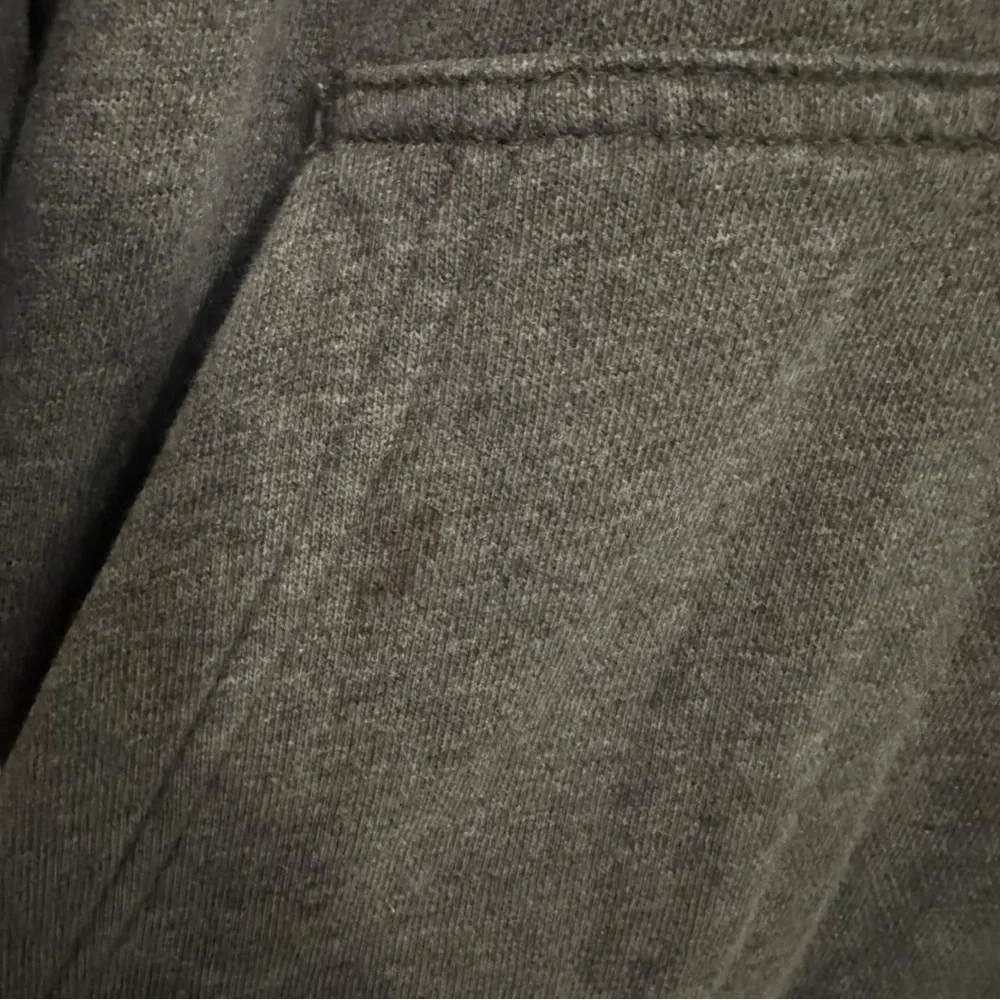 Nike Gray Embroidered Hoodie Sweatshirt Size Medium - Picture 4 of 4